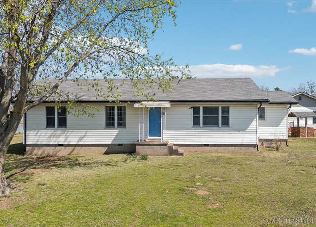 Property at 11205 W Tiger Ln, Sapulpa, OK 74066, 3 beds, 2.5 baths
