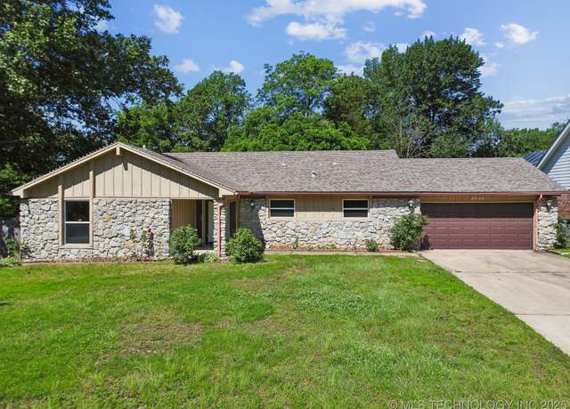 Property at 6960 S Oswego Ave, Tulsa, OK 74136, 3 beds, 2 baths