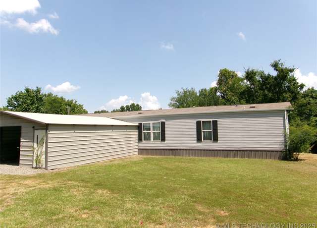 Property at 6050 N 38th St E, Fort Gibson, OK 74434, 6 beds, 2 baths
