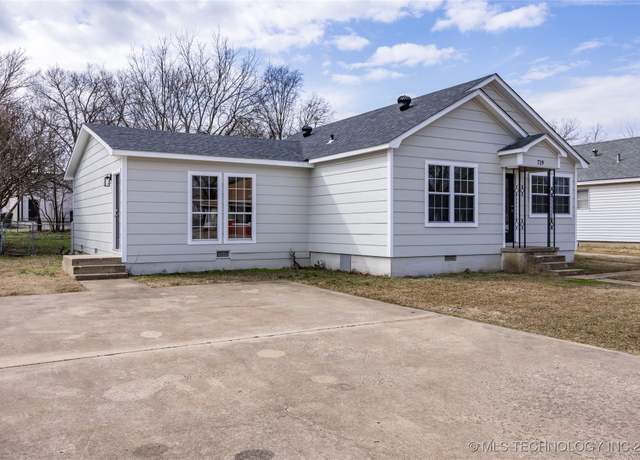 Property at 719 W Evergreen, Durant, OK 74701, 4 beds, 2 baths
