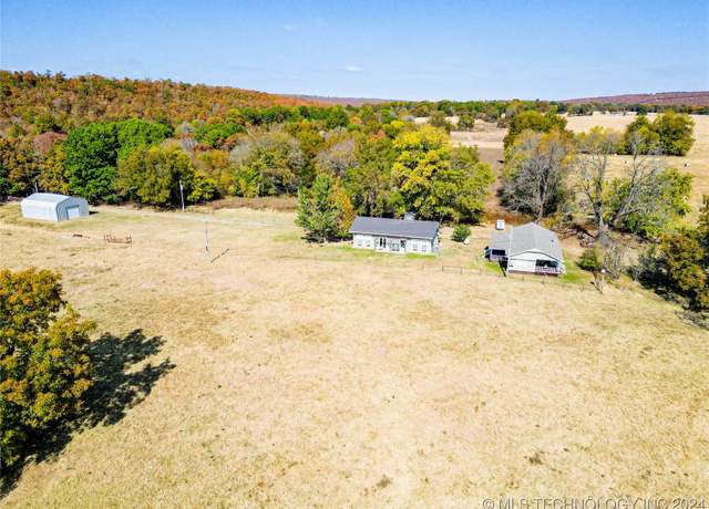Property at 110917 S 4043 Rd, Eufaula, OK 74432, 2 beds, 2 baths