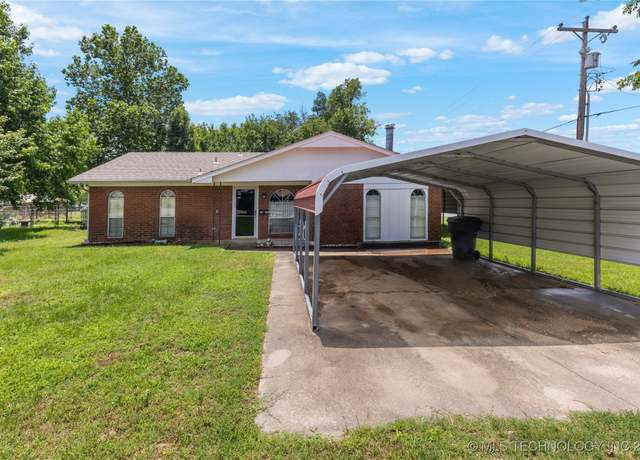 Property at 1408 11th NW, Ardmore, OK 73401, 3 beds, 1.5 baths