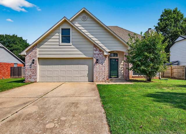Property at 6815 E 79th St, Tulsa, OK 74133, 4 beds, 2.5 baths