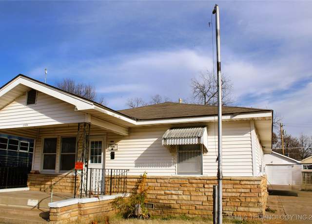 Property at 1326 S Armstrong Ave, Bartlesville, OK 74003, 3 beds, 1 bath