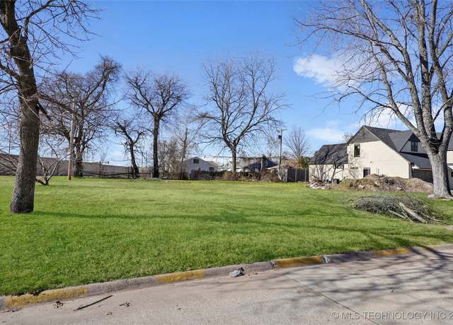 Property at 4962 S Boston Pl, Tulsa, OK 74105