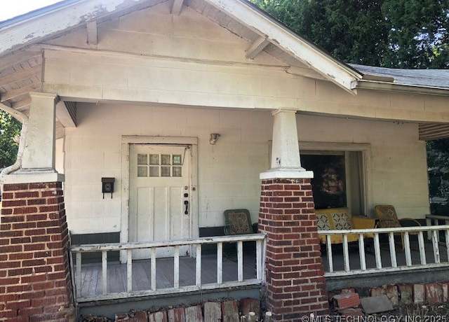Property at 410 S Xanthus Ave, Tulsa, OK 74104, 3 beds, 1 bath