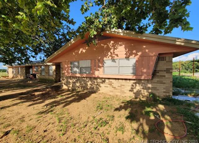 Property at 6294 S Hwy 377, Kingston, OK 73439, 3 beds, 1.5 baths