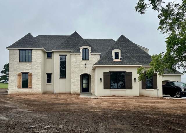 Property at 223 W 172nd St S, Mounds, OK 74047, 4 beds, 4.5 baths