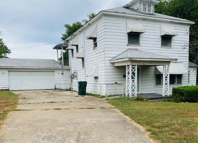 Property at 504 Terrace Pl, Muskogee, OK 74401, 3 beds, 2 baths