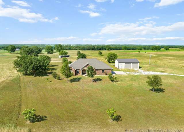 Property at 4180 Countyline, Ardmore, OK 73401, 3 beds, 2 baths