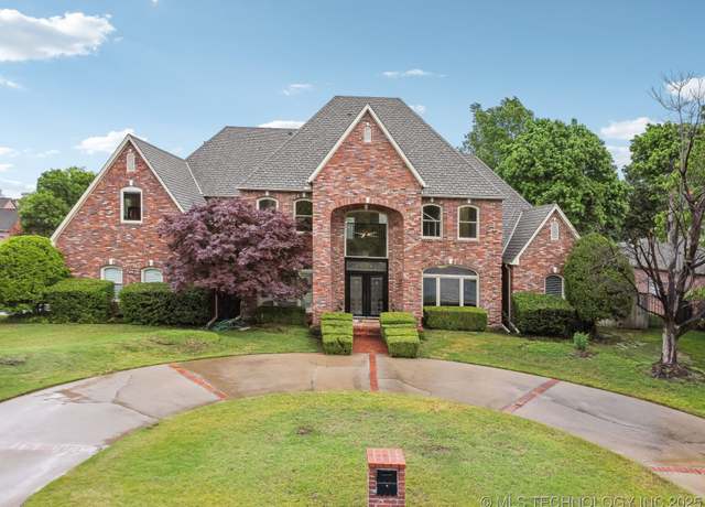 Property at 5501 E 108th St, Tulsa, OK 74137, 5 beds, 5.5 baths