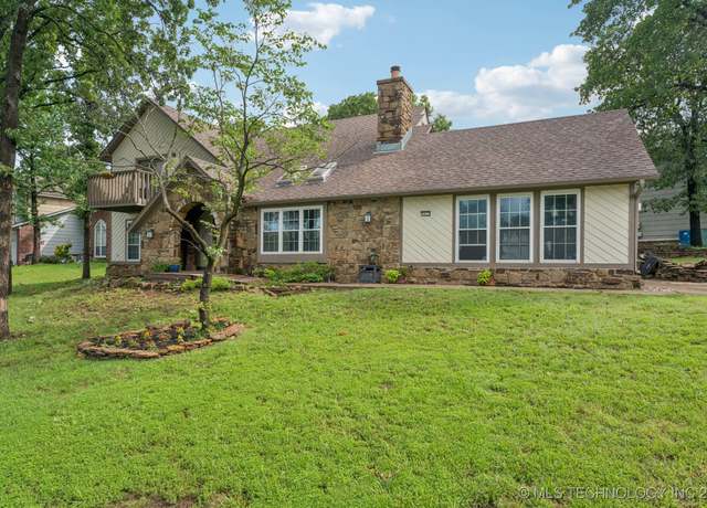 Property at 3633 S 74th WestCourt, Tulsa, OK 74107, 3 beds, 2.5 baths