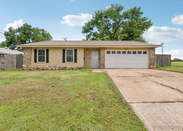 Property at 4964 SE Brookline Dr, Bartlesville, OK 74006, 3 beds, 2 baths