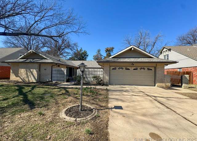 Property at 4760 S Irvington Ave, Tulsa, OK 74135, 3 beds, 2 baths