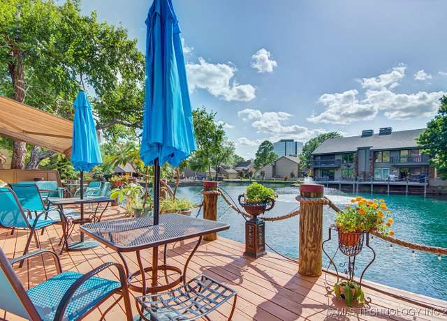Property at 5910 S Atlanta Pl #2, Tulsa, OK 74105, 3 beds, 2.5 baths