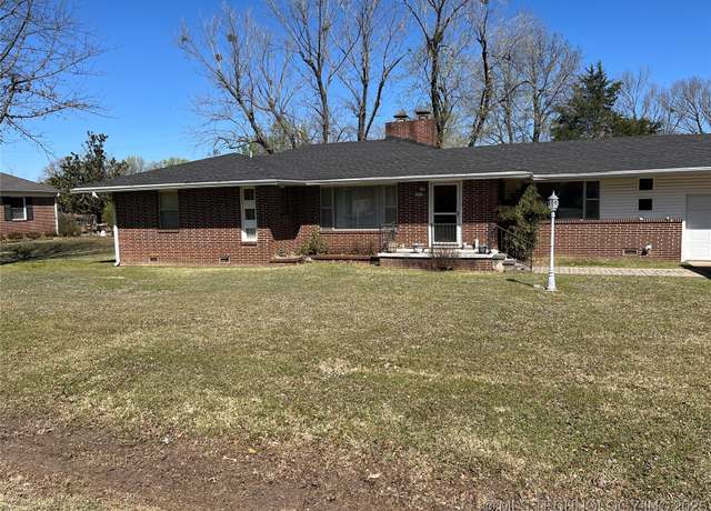 Property at 201 NW Rose Ln, Stigler, OK 74462, 3 beds, 2 baths