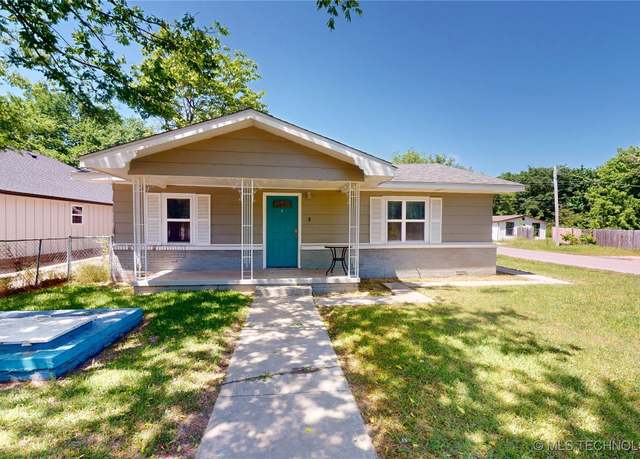 Property at 1000 W 13th, Ada, OK 74820, 3 beds, 1 bath