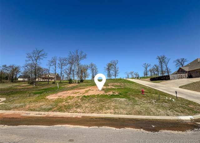 Property at 521 Woodlands Dr, Tahlequah, OK 74464