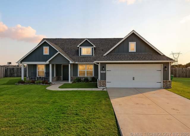 Property at 3505 E 154th St S, Bixby, OK 74008, 3 beds, 2 baths