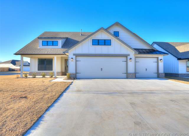 Property at 9461 E 134th Pl S, Bixby, OK 74055, 4 beds, 2 baths
