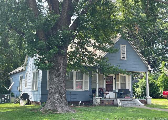 Property at 311 S 30th St, Muskogee, OK 74401, 3 beds, 1 bath