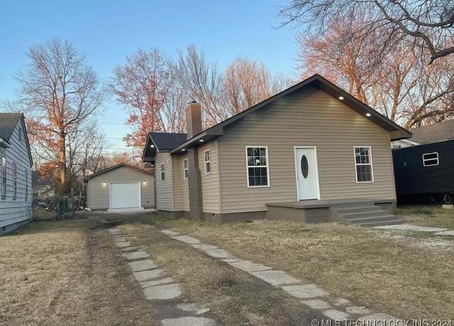 Property at 2610 Elgin St, Muskogee, OK 74401, 3 beds, 2 baths