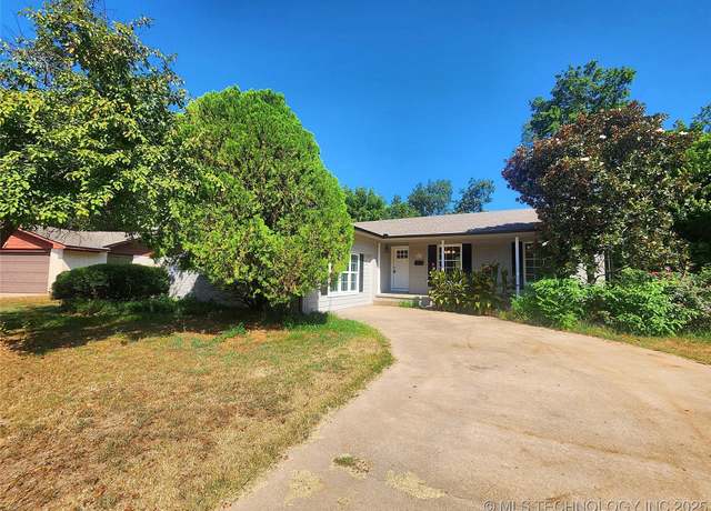 Property at 261 Redbud Ln, Tahlequah, OK 74464, 4 beds, 2 baths
