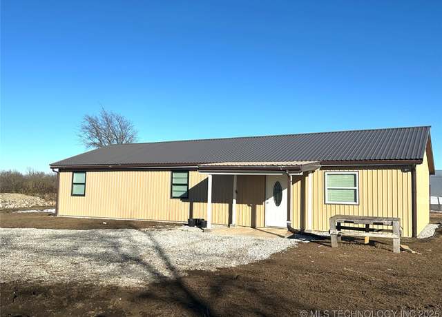 Property at 8234 E 400, Strang, OK 74367, 3 beds, 2 baths