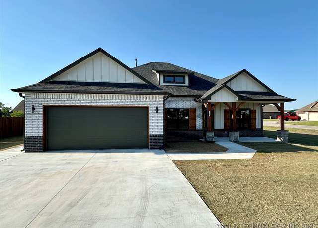 Property at 3601 W Chestnut St, Skiatook, OK 74070, 3 beds, 2 baths