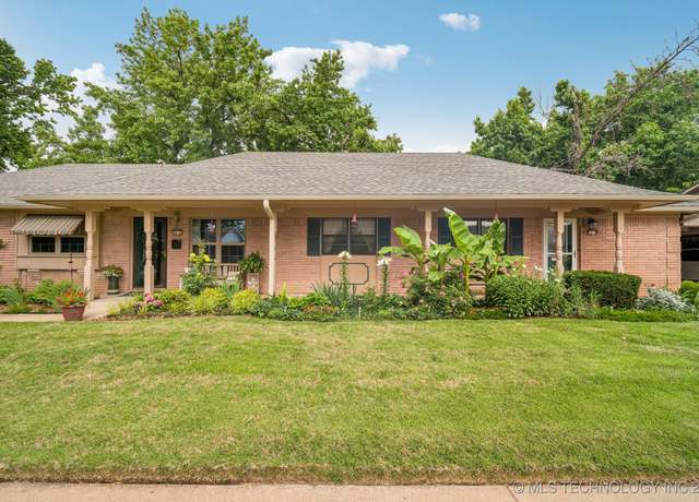 Property at 5614 S Newport Ave #5614, Tulsa, OK 74105, 2 beds, 2 baths