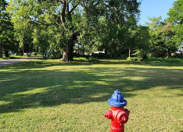 Property at 710 W Donehoo, Madill, OK 73446