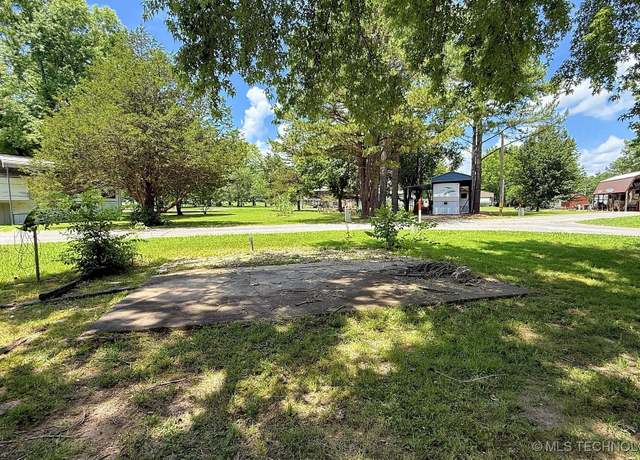 Property at 57300 County Road 658, Kansas, OK 74347