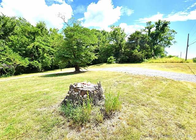 Property at 403 S Bluff Ave, Tahlequah, OK 74464