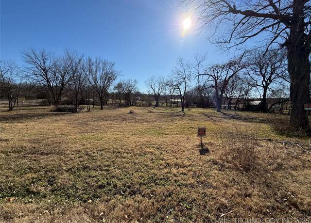 Property at 818 W Jackson, Mcalester, OK 74501