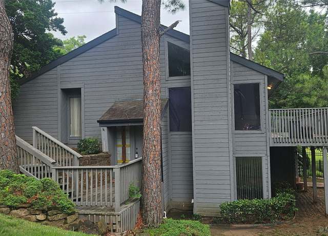 Property at 7502 S Winston Pl #203, Tulsa, OK 74136, 2 beds, 2.5 baths