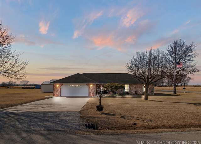 Property at 27819 S 4380 St, Vinita, OK 74301, 3 beds, 2 baths
