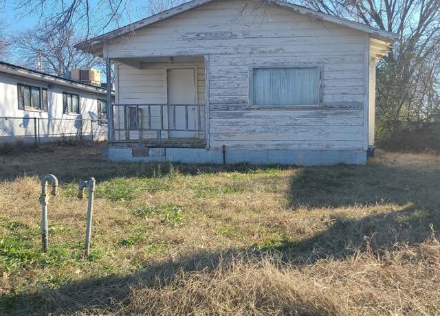 Property at 210 N Antes Ave, Henryetta, OK 74437, 1 bed, 1 bath