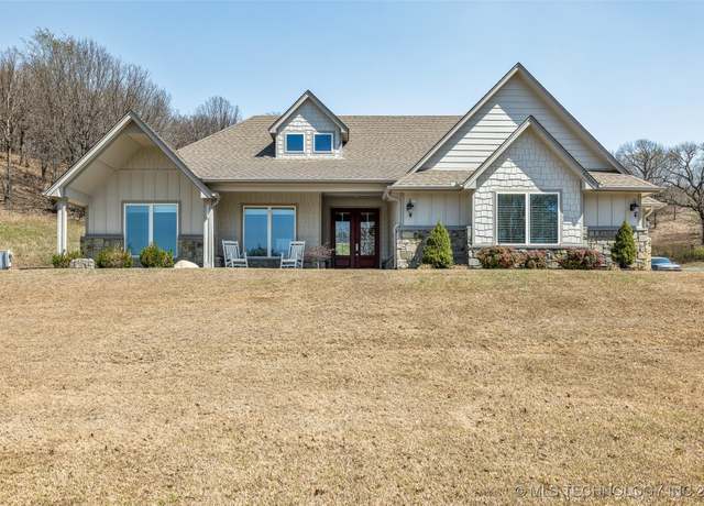 Property at 59880 E 333rd Rd, Grove, OK 74344, 3 beds, 2.5 baths