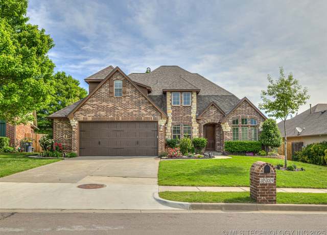 Property at 3509 W 107th Pl S, Jenks, OK 74037, 4 beds, 2.5 baths