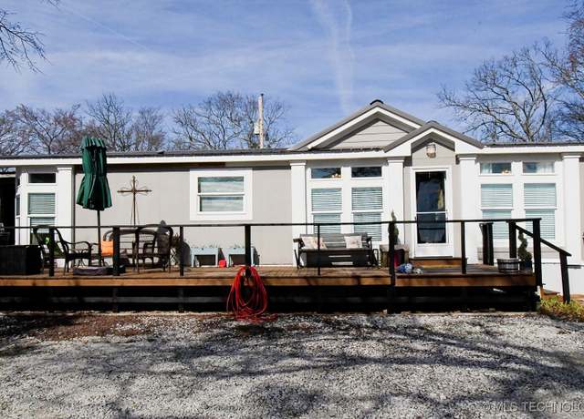 Property at 448967 E 982 Loop, Vian, OK 74962, 3 beds, 2 baths