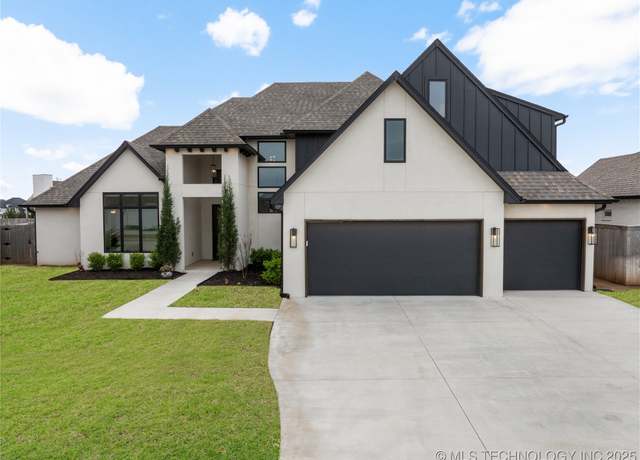 Property at 5526 E 124th Pl S, Bixby, OK 74008, 5 beds, 3.5 baths