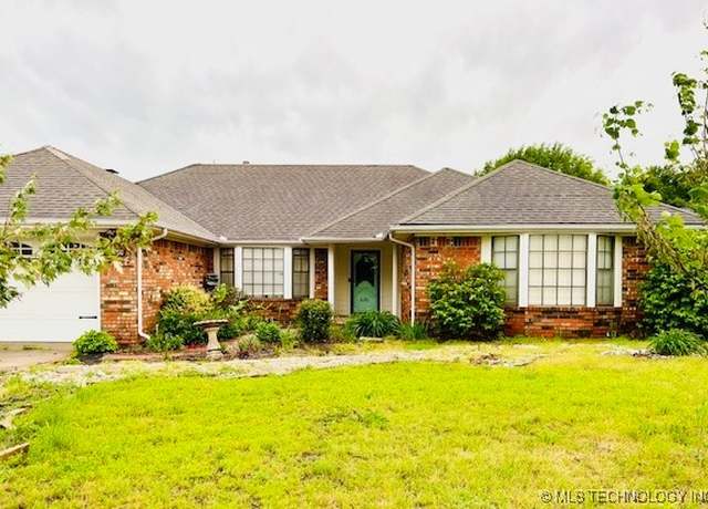 Property at 1500 Rosedale, Ardmore, OK 73401, 4 beds, 2.5 baths