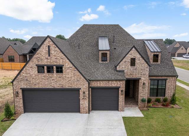 Property at 3925 S Elder Blvd, Broken Arrow, OK 74012, 3 beds, 3 baths