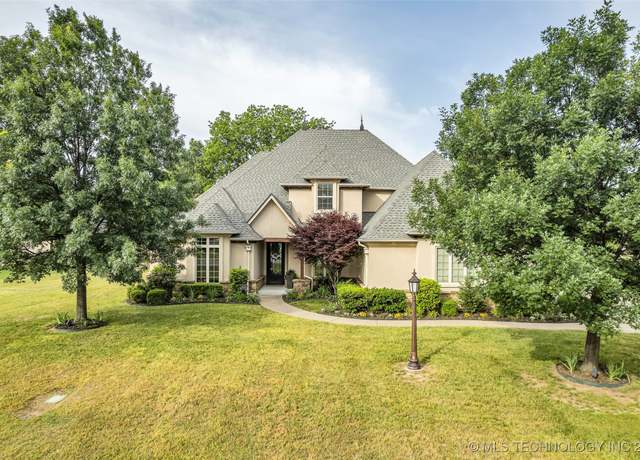 Property at 6914 N Garden Stone Ln, Owasso, OK 74055, 4 beds, 4 baths
