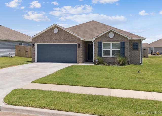 Property at 14219 N 74th Ave, Collinsville, OK 74021, 4 beds, 2 baths