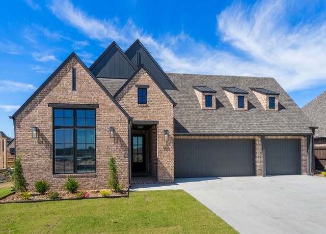 Property at 729 E 149th St S, Glenpool, OK 74033, 3 beds, 2.5 baths