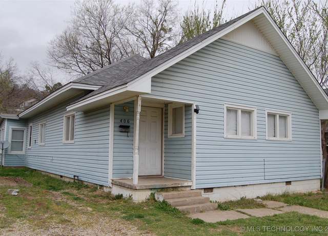 Property at 406 W Cummings St, Henryetta, OK 74437, 4 beds, 2 baths