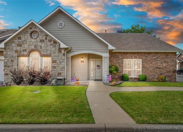 Property at 8311 E 77th Ct, Tulsa, OK 74133, 3 beds, 2 baths