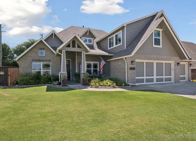 Property at 6501 S Chestnut Ave, Broken Arrow, OK 74011, 5 beds, 3 baths