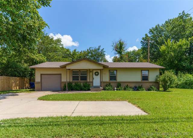 Property at 1505 S Elm Pl, Broken Arrow, OK 74012, 3 beds, 1 bath